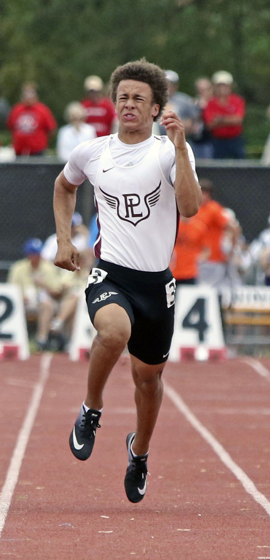 Photo by Joey Waller Papillion-La Vista's Frankie Allen pushes h